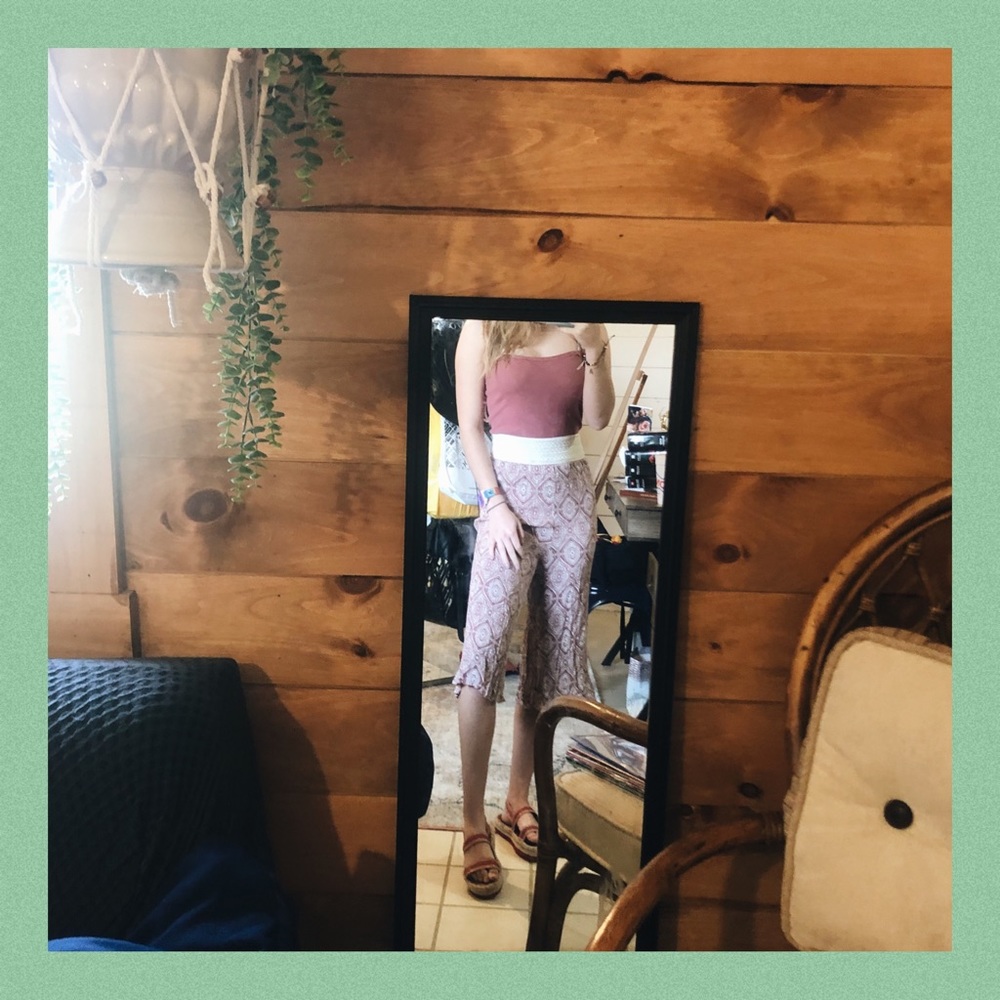 Mauve wide-leg jumpsuit!